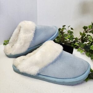 Northeast Outfitters Baby Blue Clog Slippers Faux Fur Lined